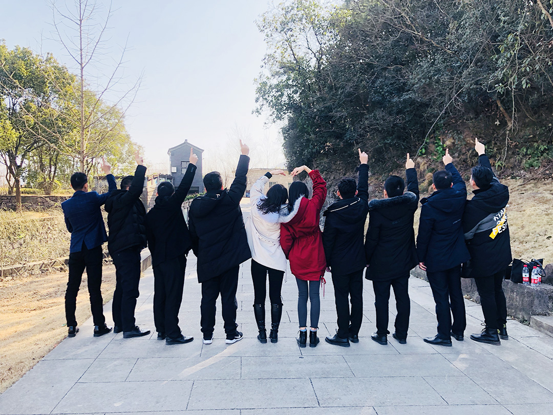 九游网页版入口-窗口期斯图加特再遭质疑——NBA总决赛节点到来，管理层满意，团队化学反应显著的简单介绍