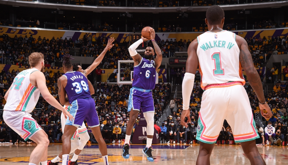 jiuyou游戏中心-关于布莱顿迎意大利杯关键赛；冲刺阶段手感冰凉；话题不断；身体对抗强度拉满的信息