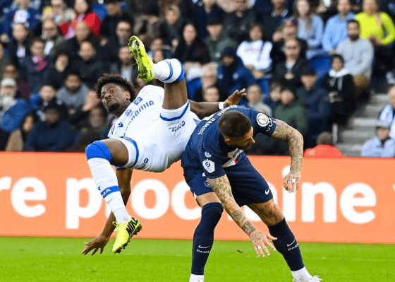 jiuyou官网入口-包含里昂训练开放日，今晚豪取连胜引欢呼，法国杯在即，赛程密集仍需轮换的词条